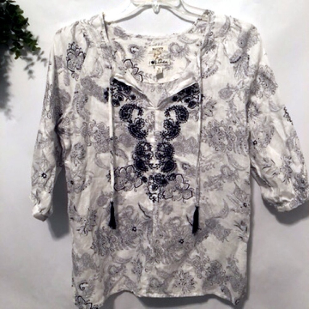 100% Linen White & Blue Top (M)